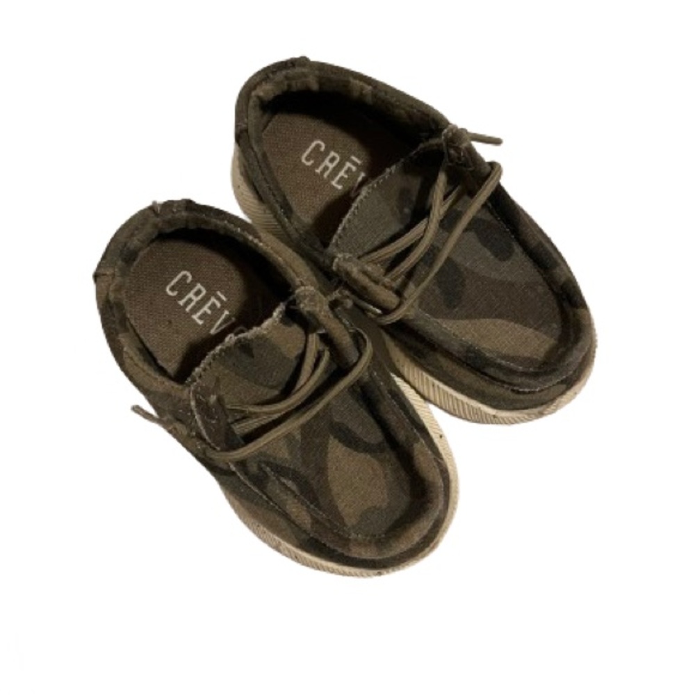 Crevo Toddler Size 5 Camo Slip On